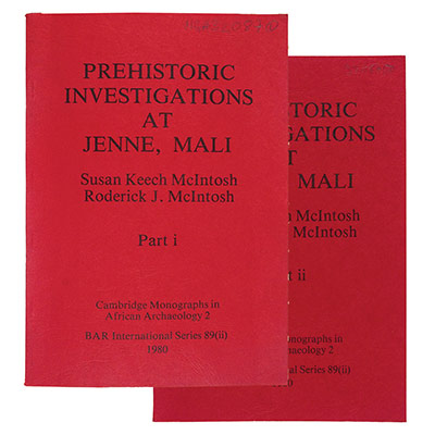 MCINTOSH, Susan Keech & Roderick J.. Prehistoric investigations in the region of Jenne, Mali
